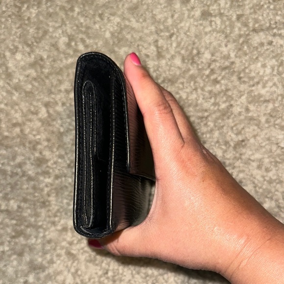 Louis Vuitton Black Textured Epi Wallet - Picture 14 of 15